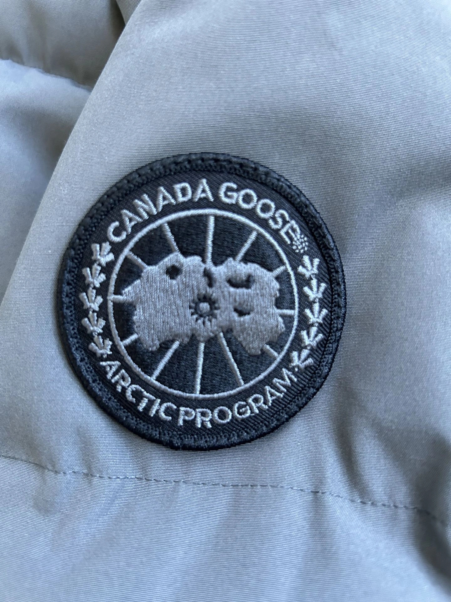 Canada Goose Down Jackets TimelessDesign 106605