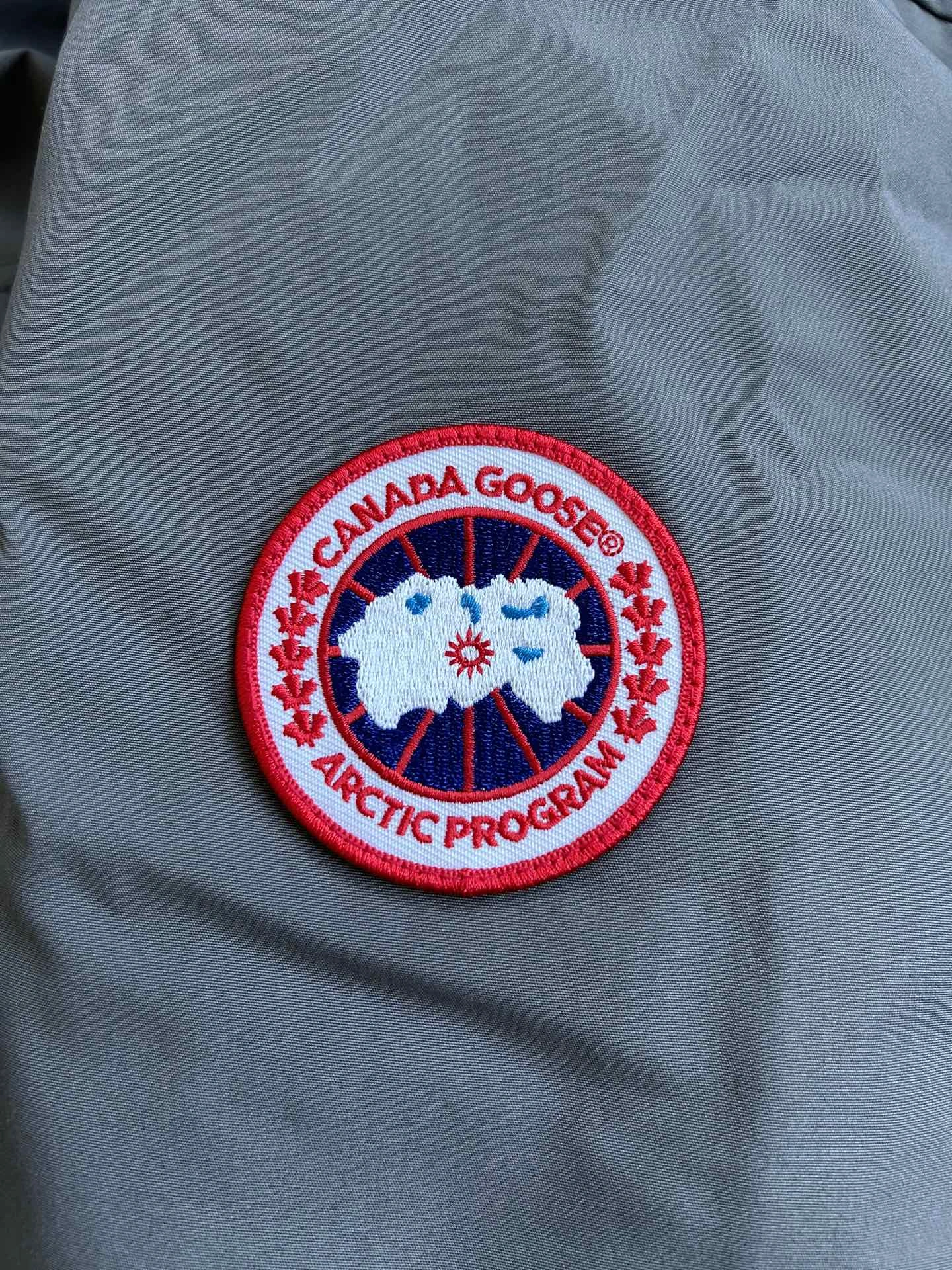 Canada Goose Down Jackets TimelessDesign 106643