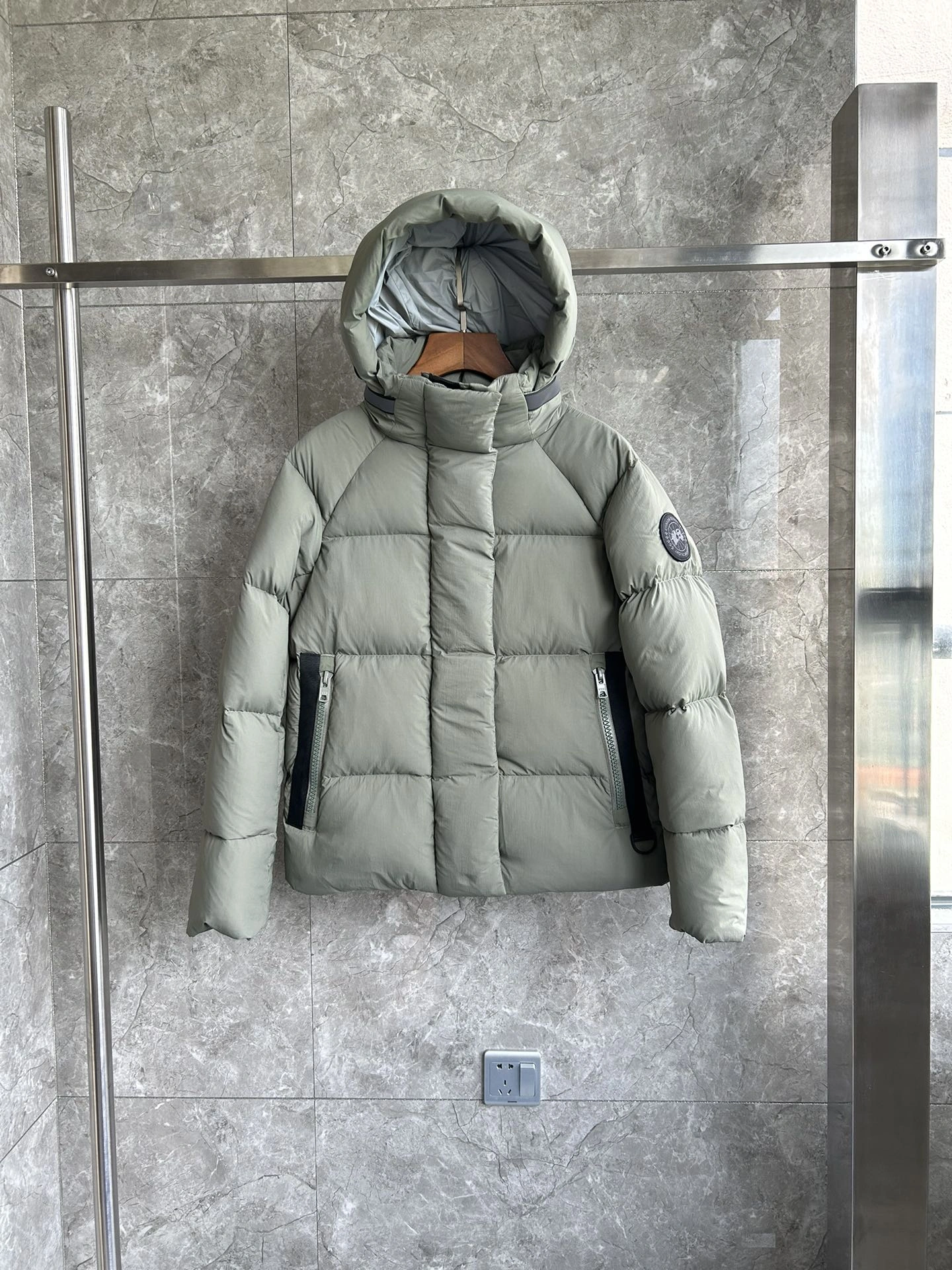 Canada Goose Down Jackets Original 106595