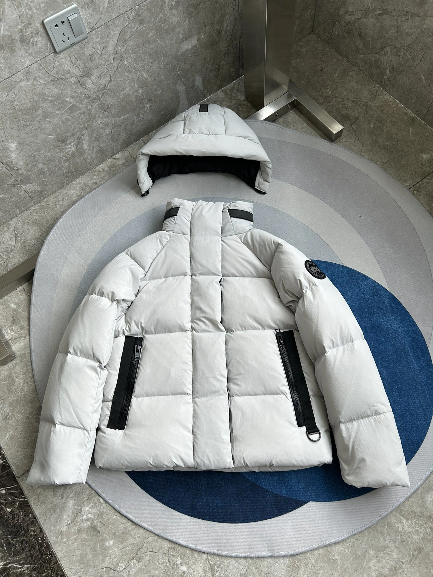 Canada Goose Down Jackets Youthful 106592