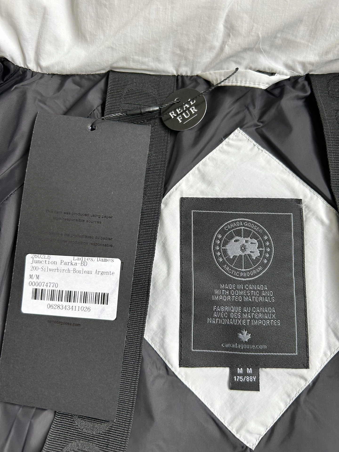 Canada Goose Down Jackets Youthful 106592