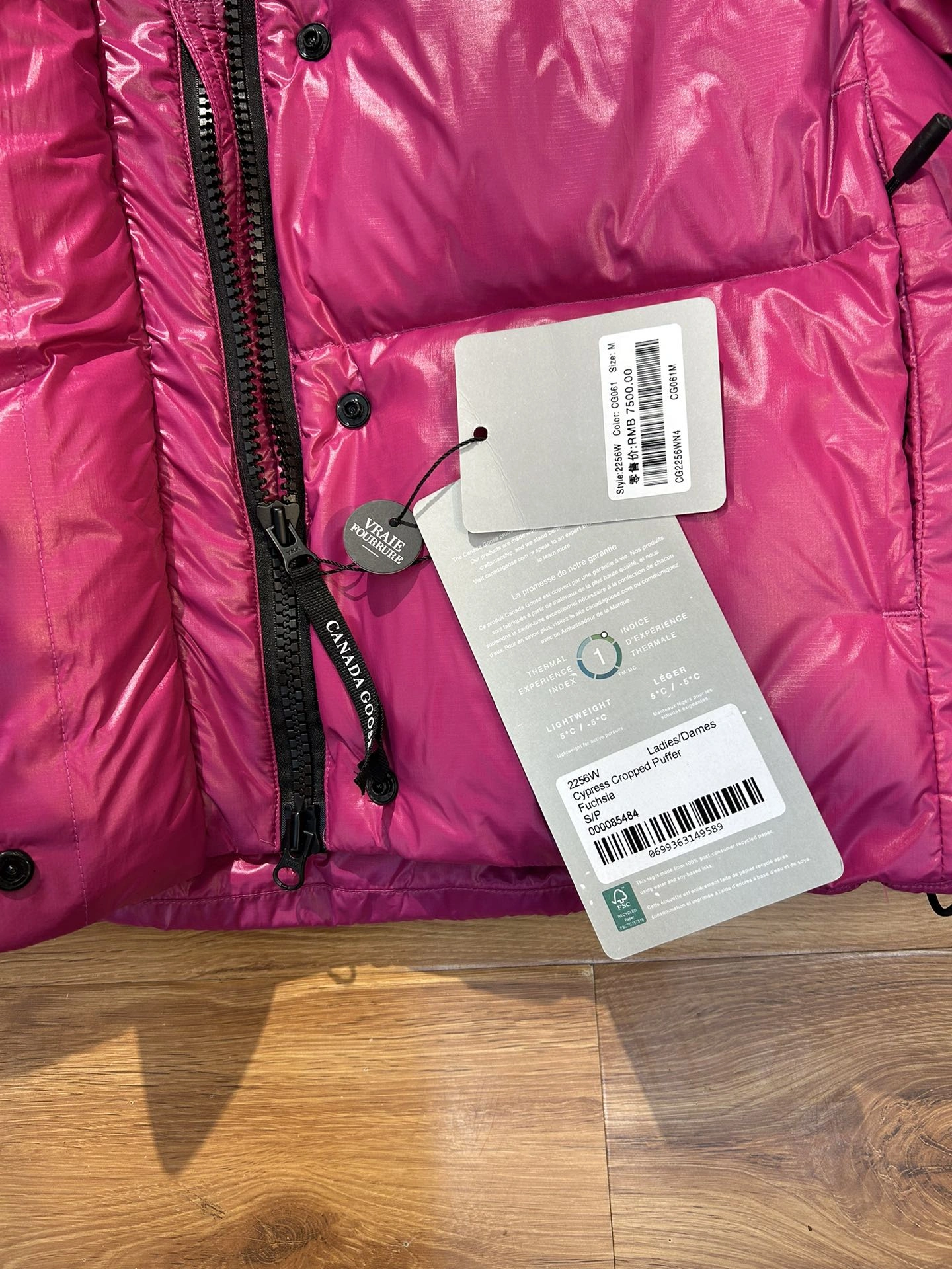 Comfortable Canada Goose Down Jackets 106589