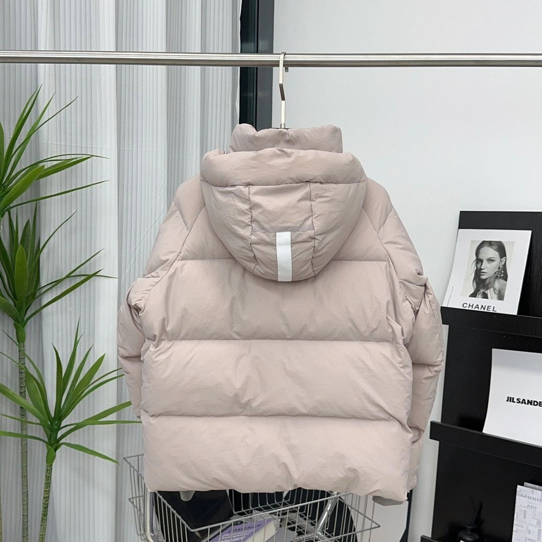 Canada Goose Down Jackets Comfortable 106576