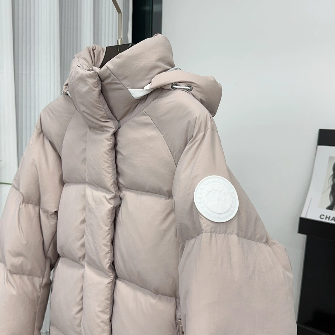 Canada Goose Down Jackets Comfortable 106576