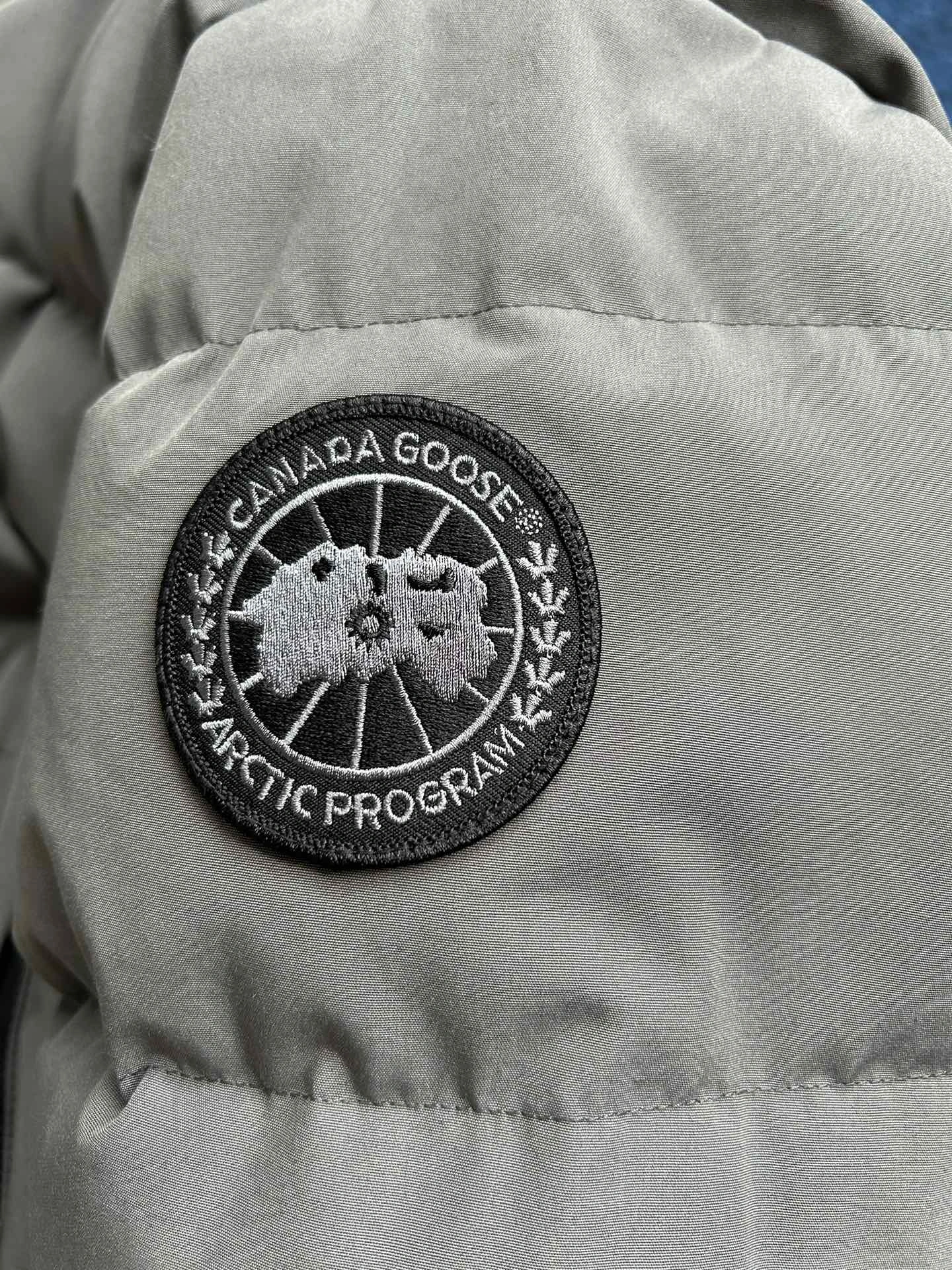 FlexibleFit Canada Goose Down Jackets 106564