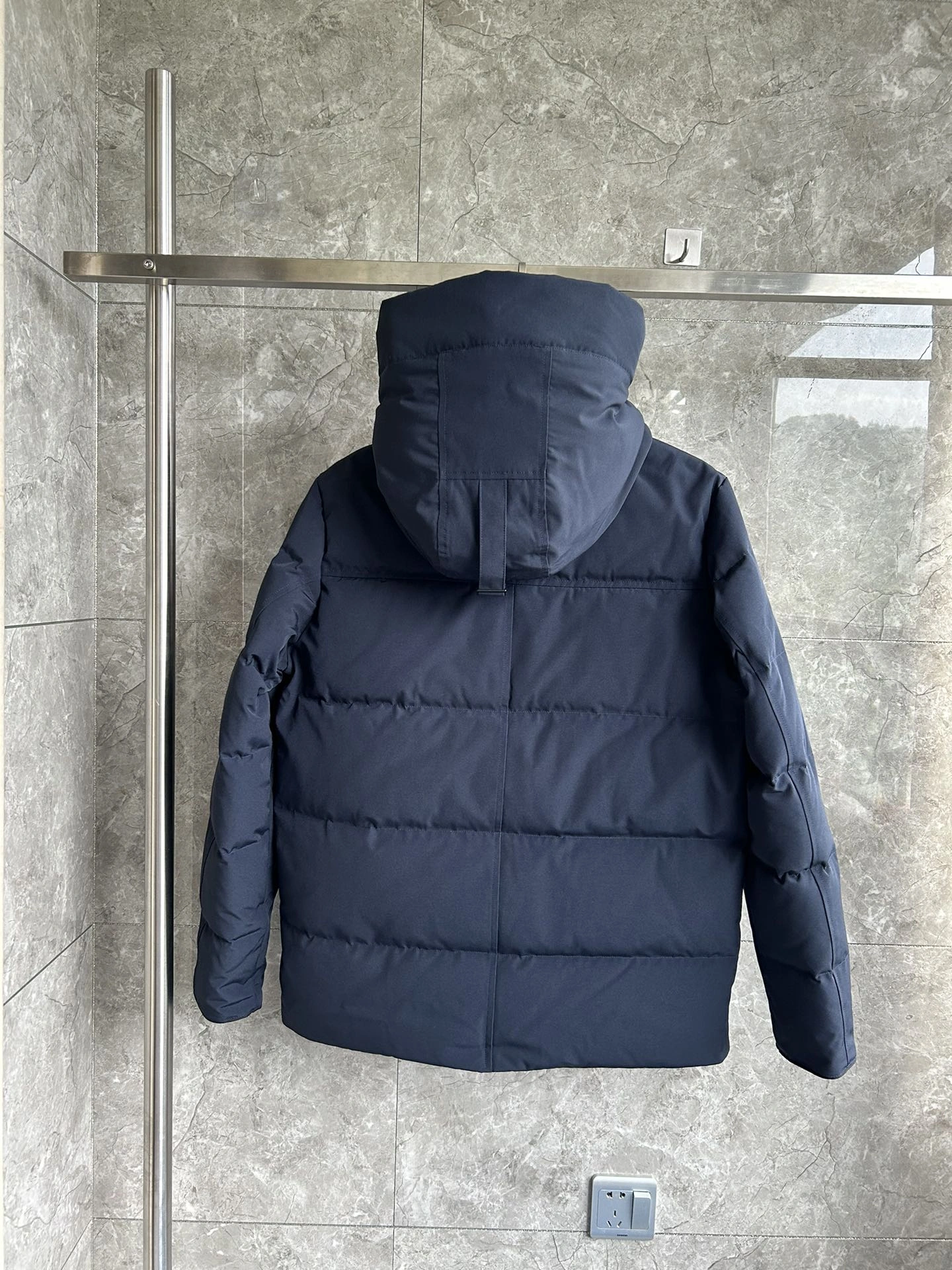 Canada Goose Down Jackets Chic 106597