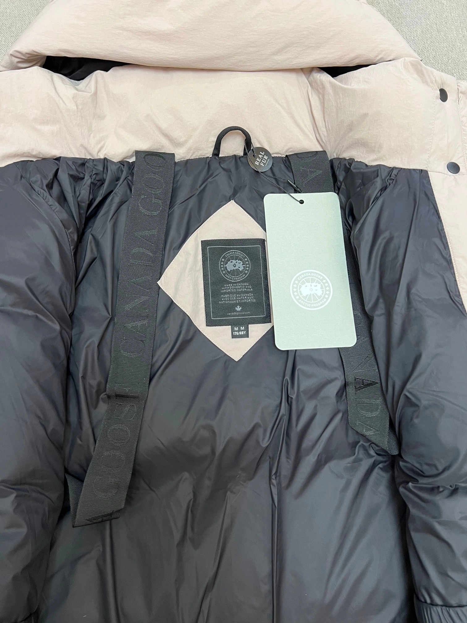 WrinkleFree Canada Goose Down Jackets 106585