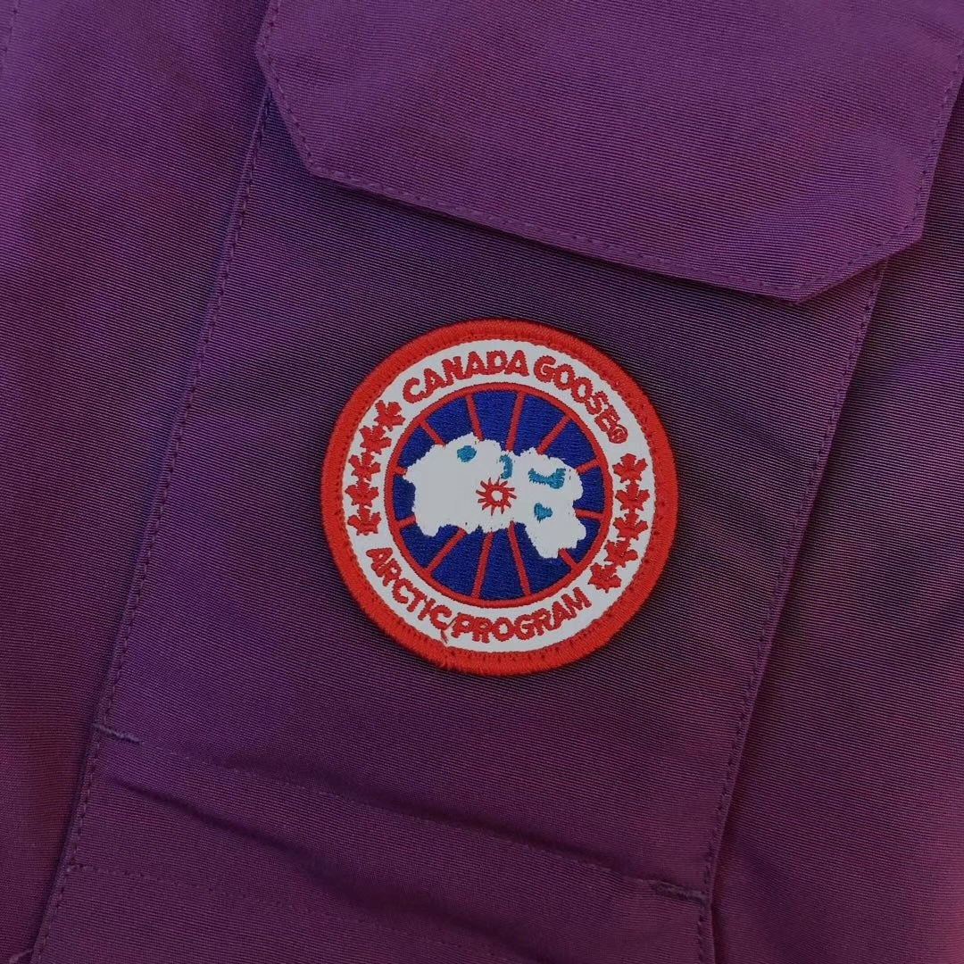 Canada Goose Down Jackets Tailored 106559