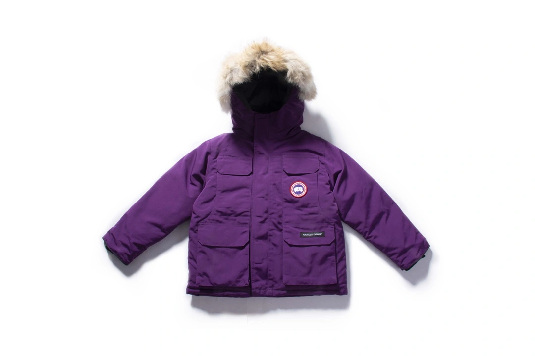 Canada Goose Down Jackets Snug 106555