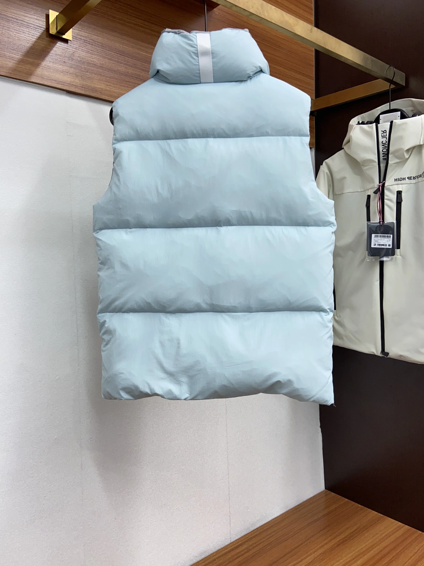Canada Goose Down Jackets Versatile 106544