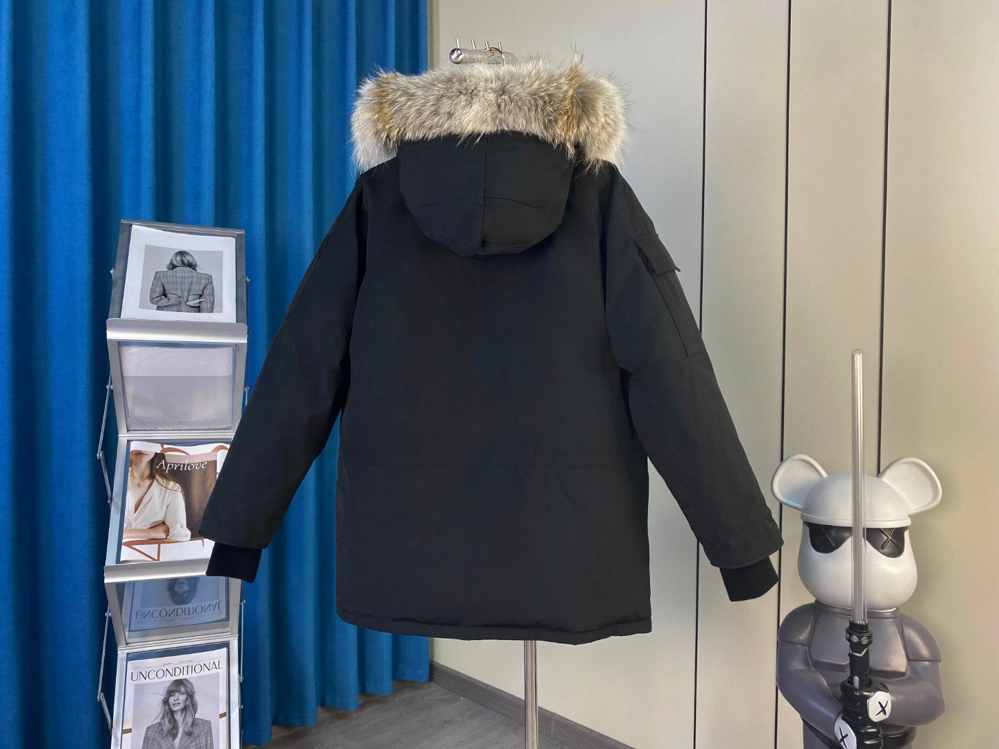 Canada Goose Down Jackets Snug 106556