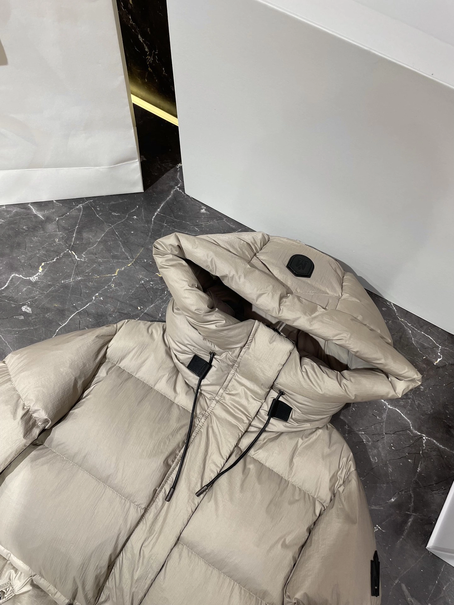 Canada Goose Down Jackets Breathable 106578
