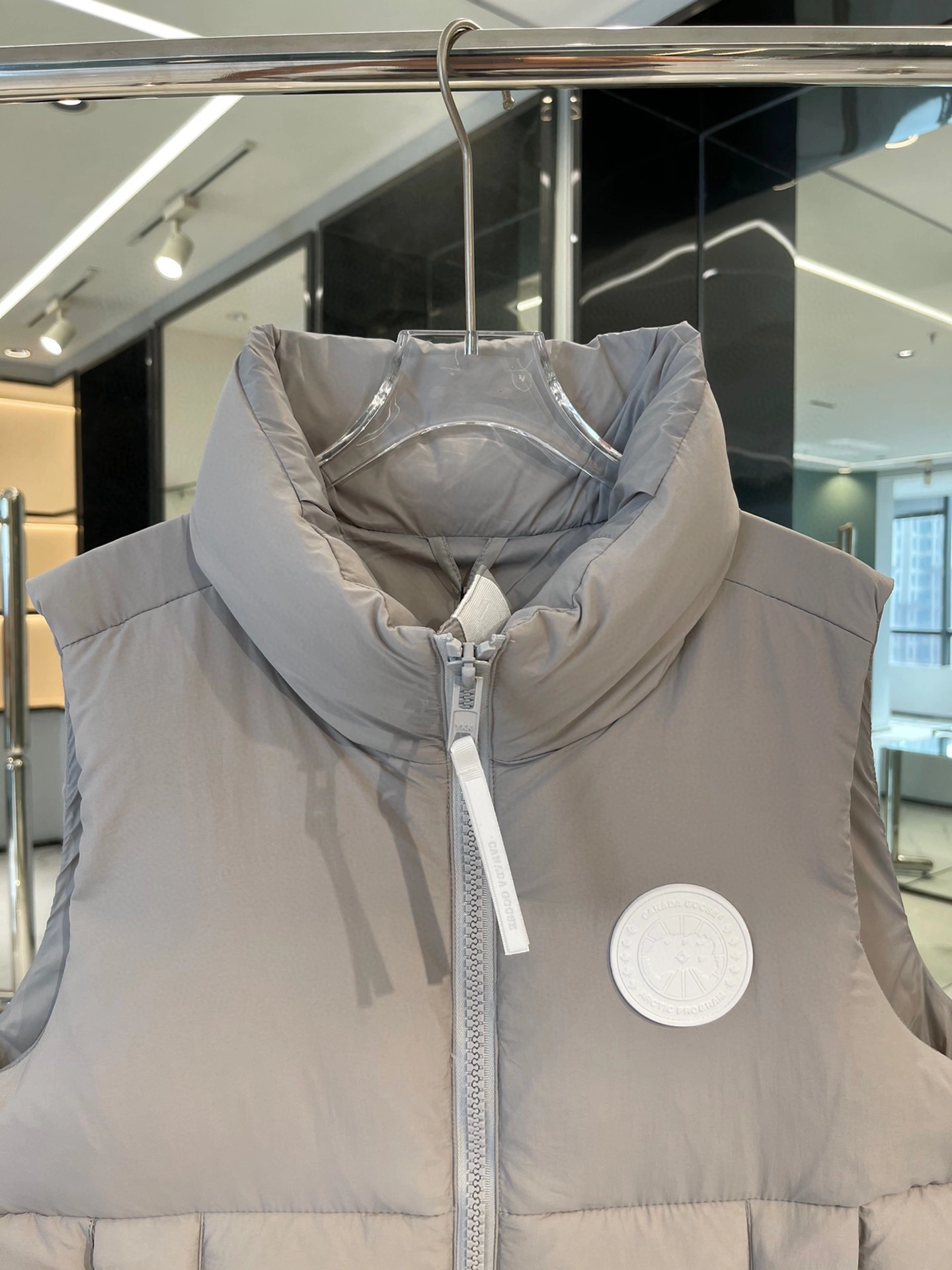 Canada Goose Down Jackets Tailored 106513