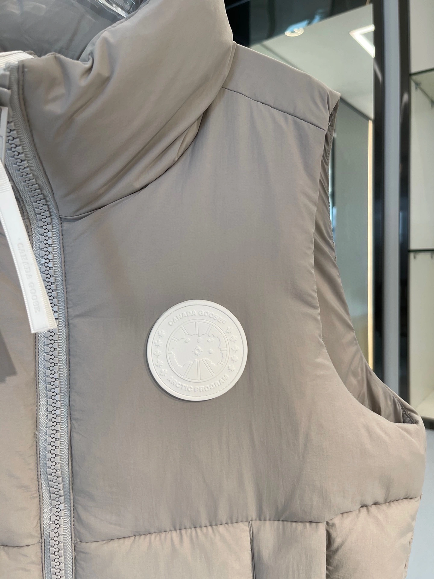 Canada Goose Down Jackets Tailored 106513