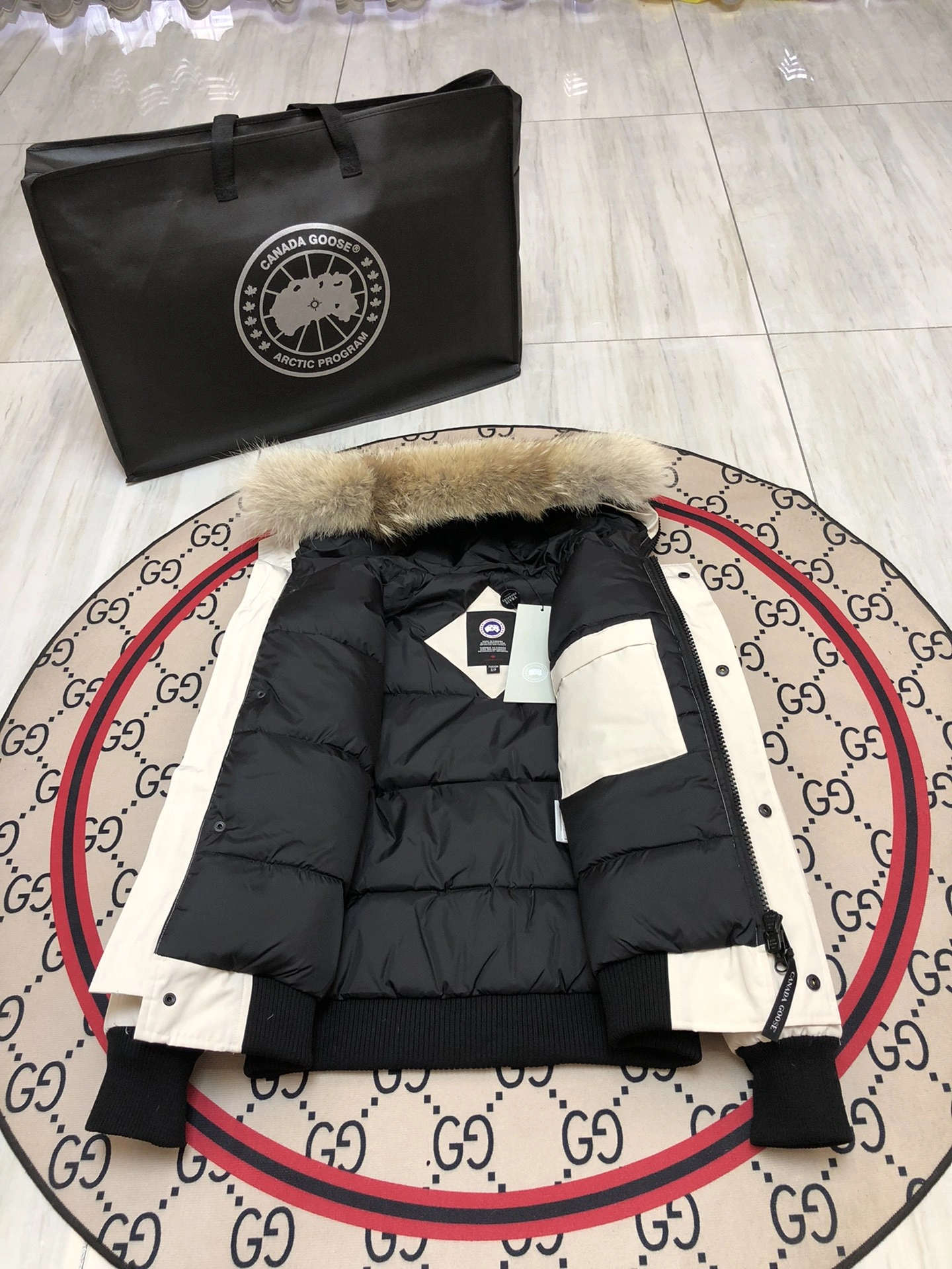 Canada Goose Down Jackets Timeless 106503
