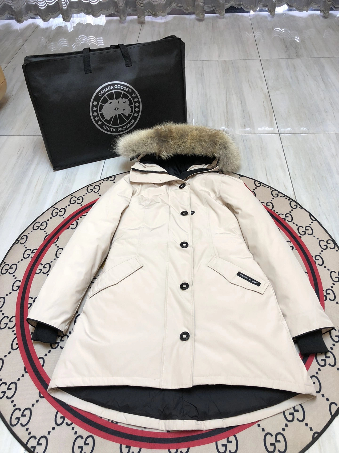Canada Goose Down Jackets Refined 106491