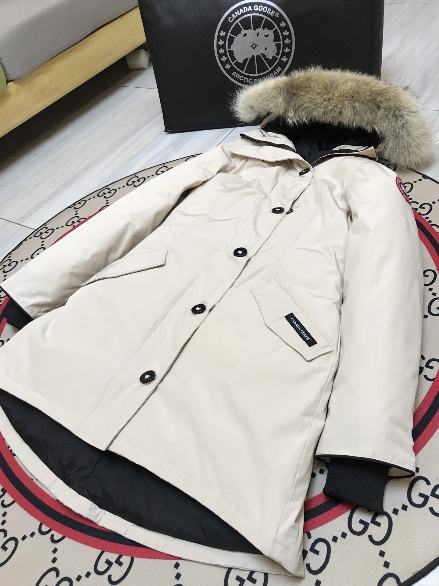 Canada Goose Down Jackets Refined 106491