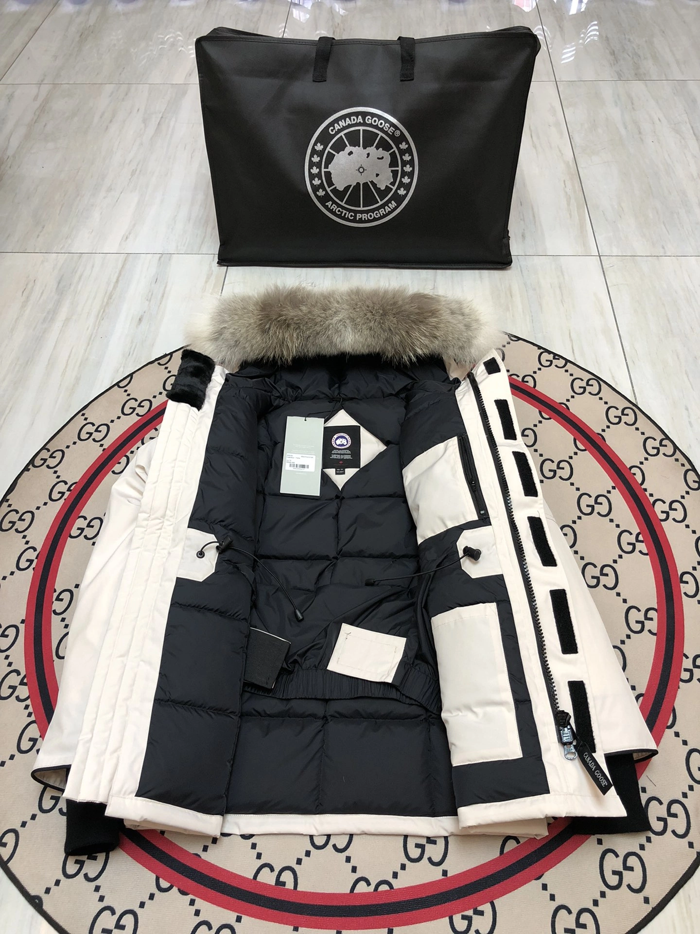Canada Goose Down Jackets Flexible 106534