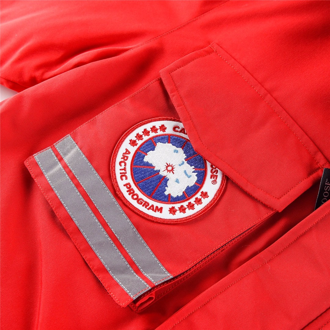 Canada Goose Down Jackets Sleek 106464