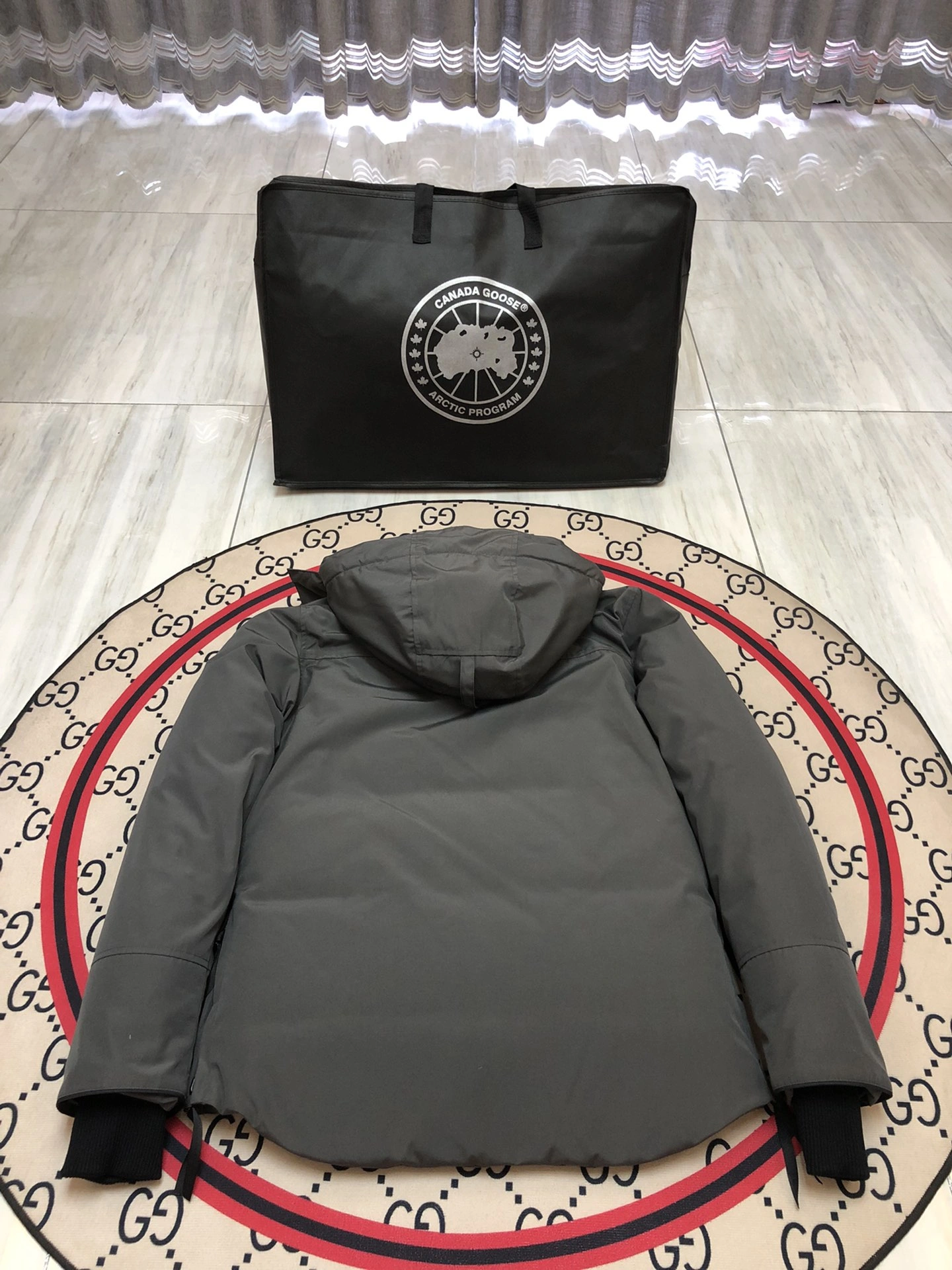 Canada Goose Down Jackets Classic 106446