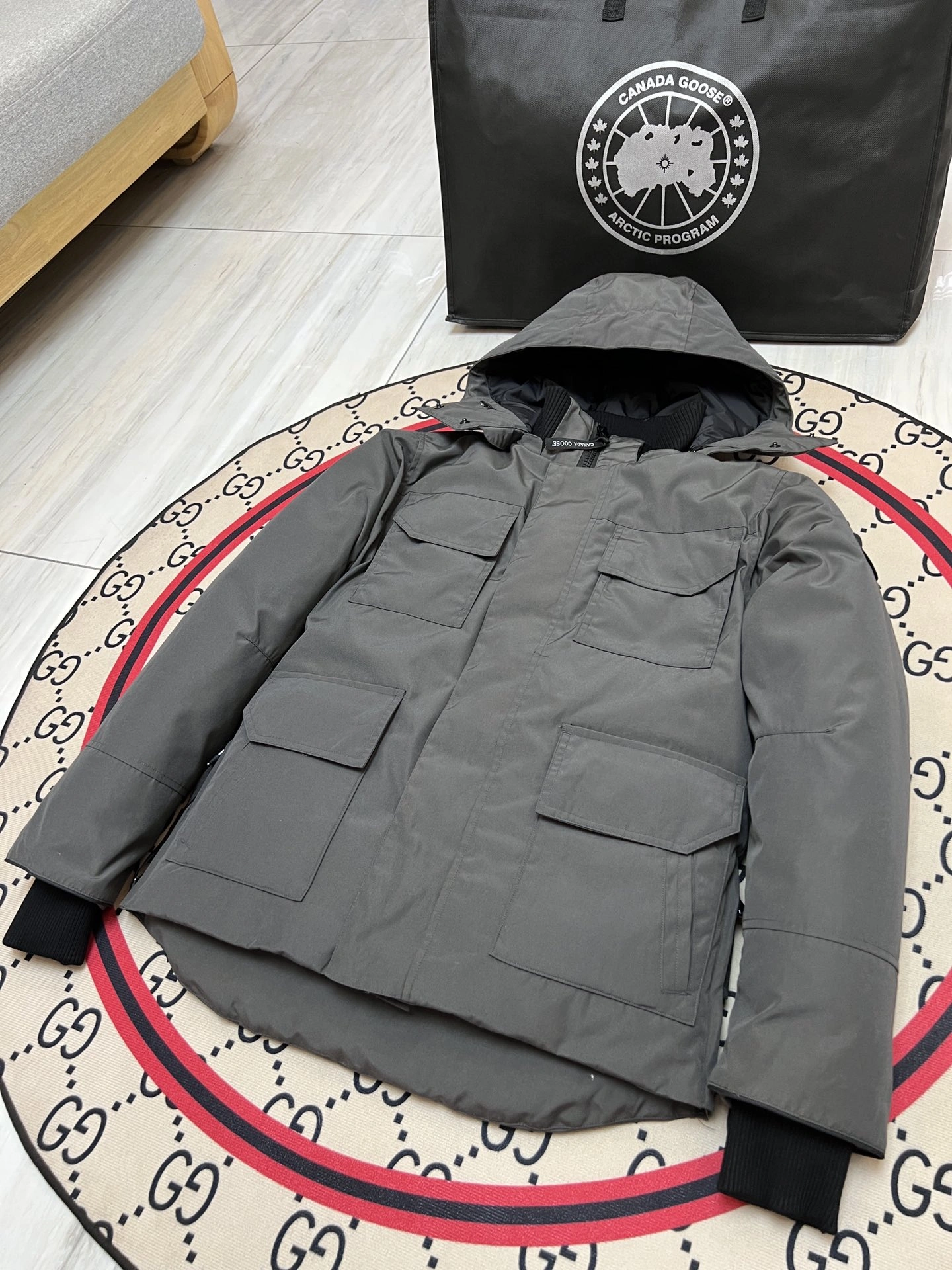 Canada Goose Down Jackets Classic 106446
