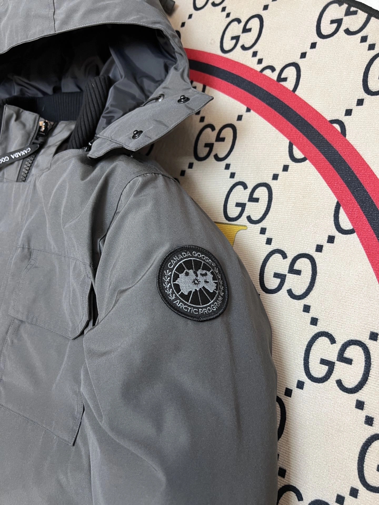 Canada Goose Down Jackets Classic 106446