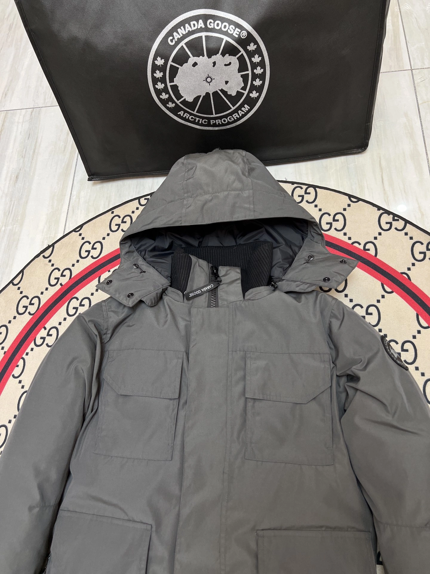 Canada Goose Down Jackets Classic 106446