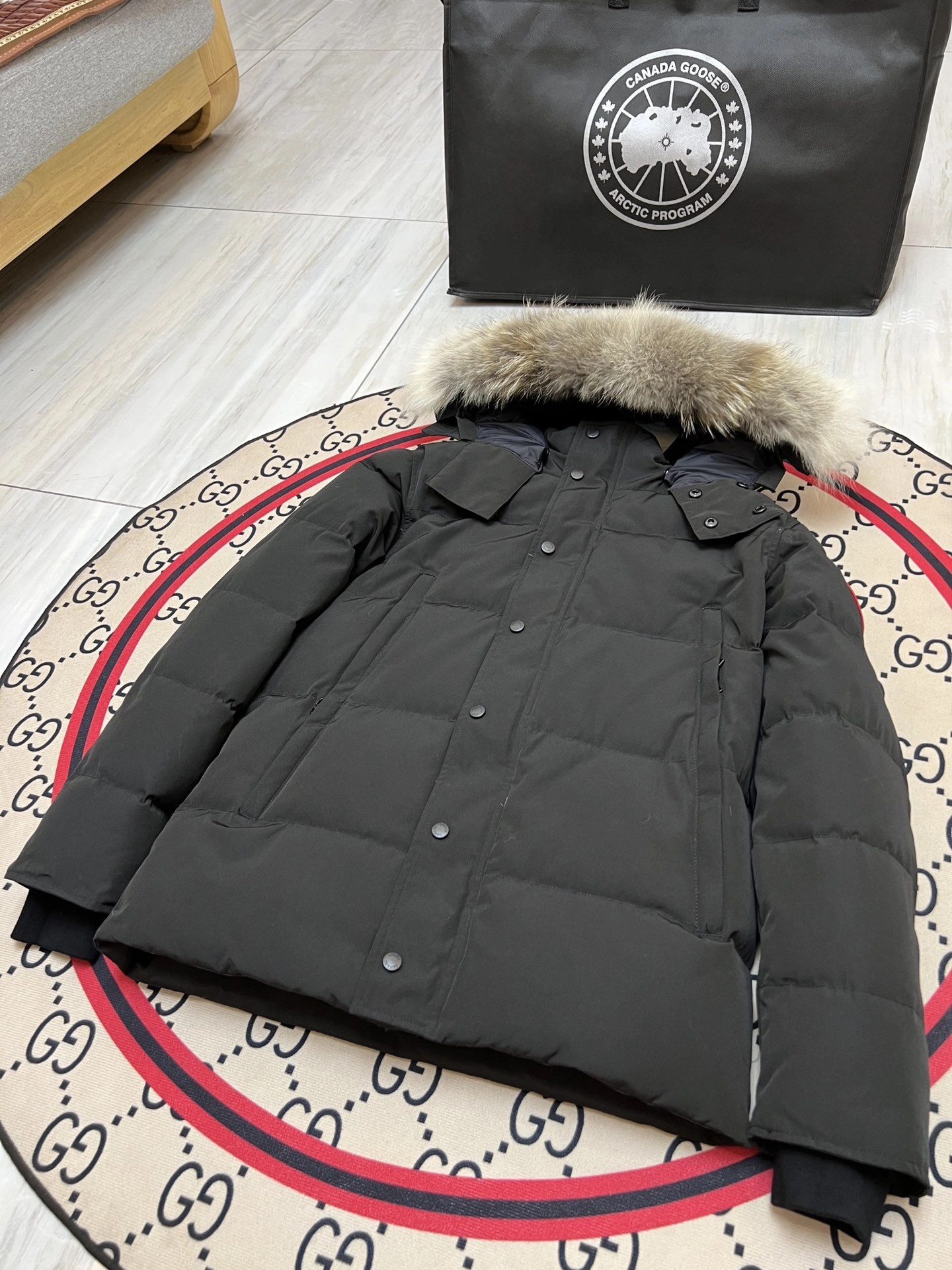 Canada Goose Down Jackets Youthful 106193