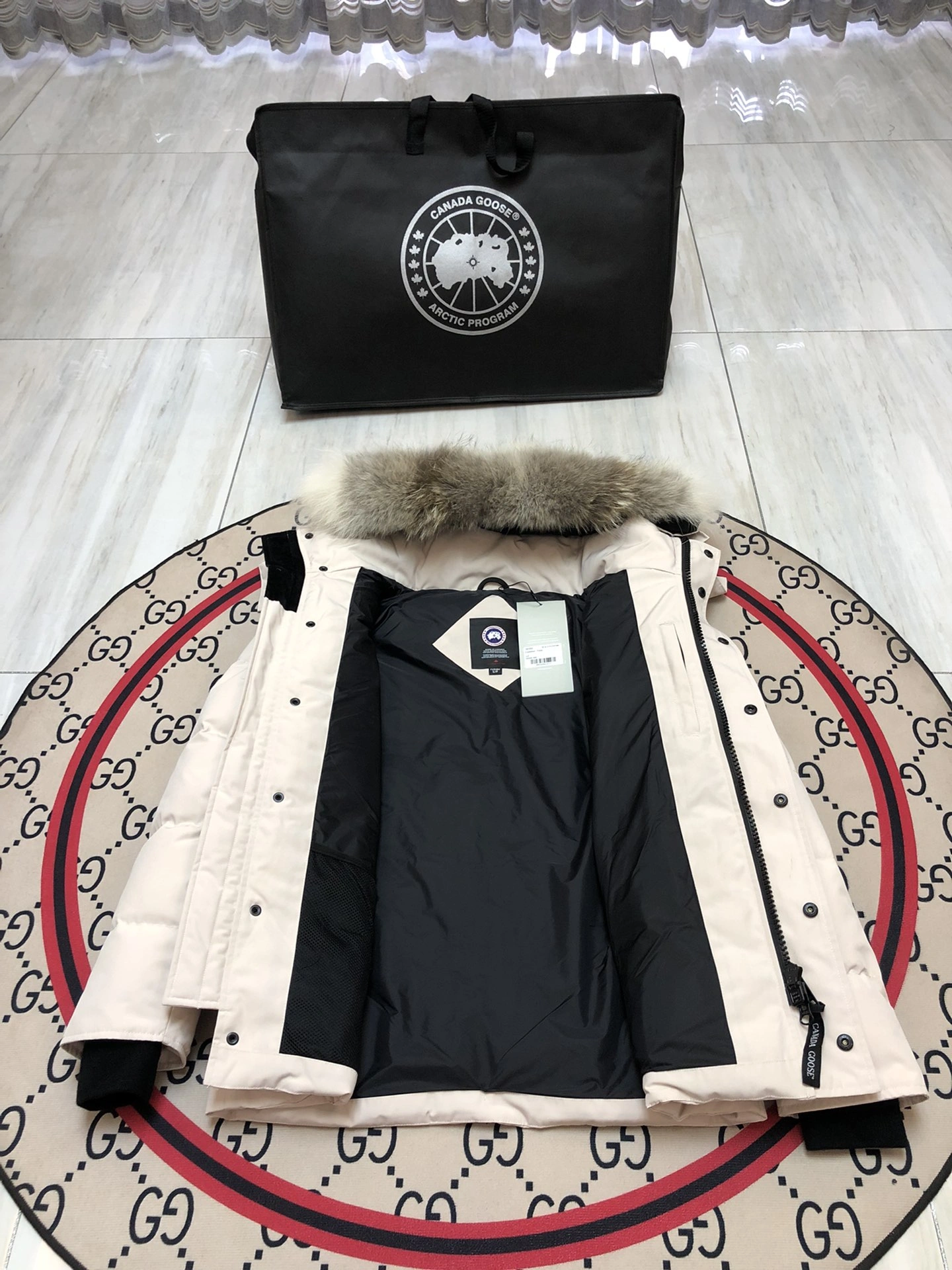 EyeCatching Canada Goose Down Jackets 106536