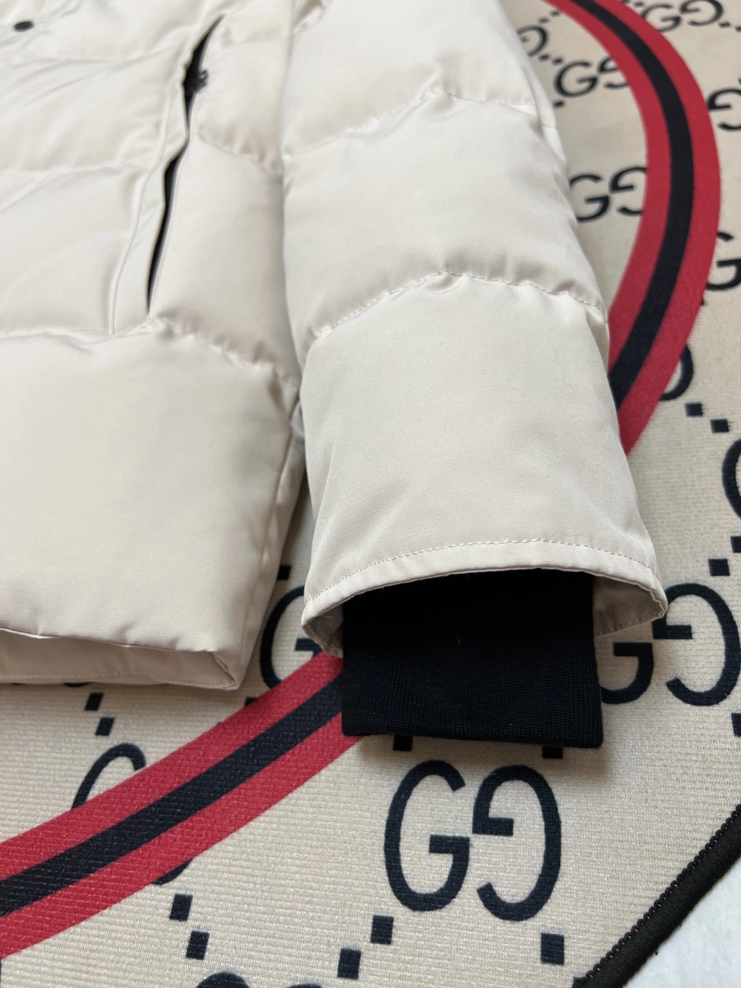 EyeCatching Canada Goose Down Jackets 106536