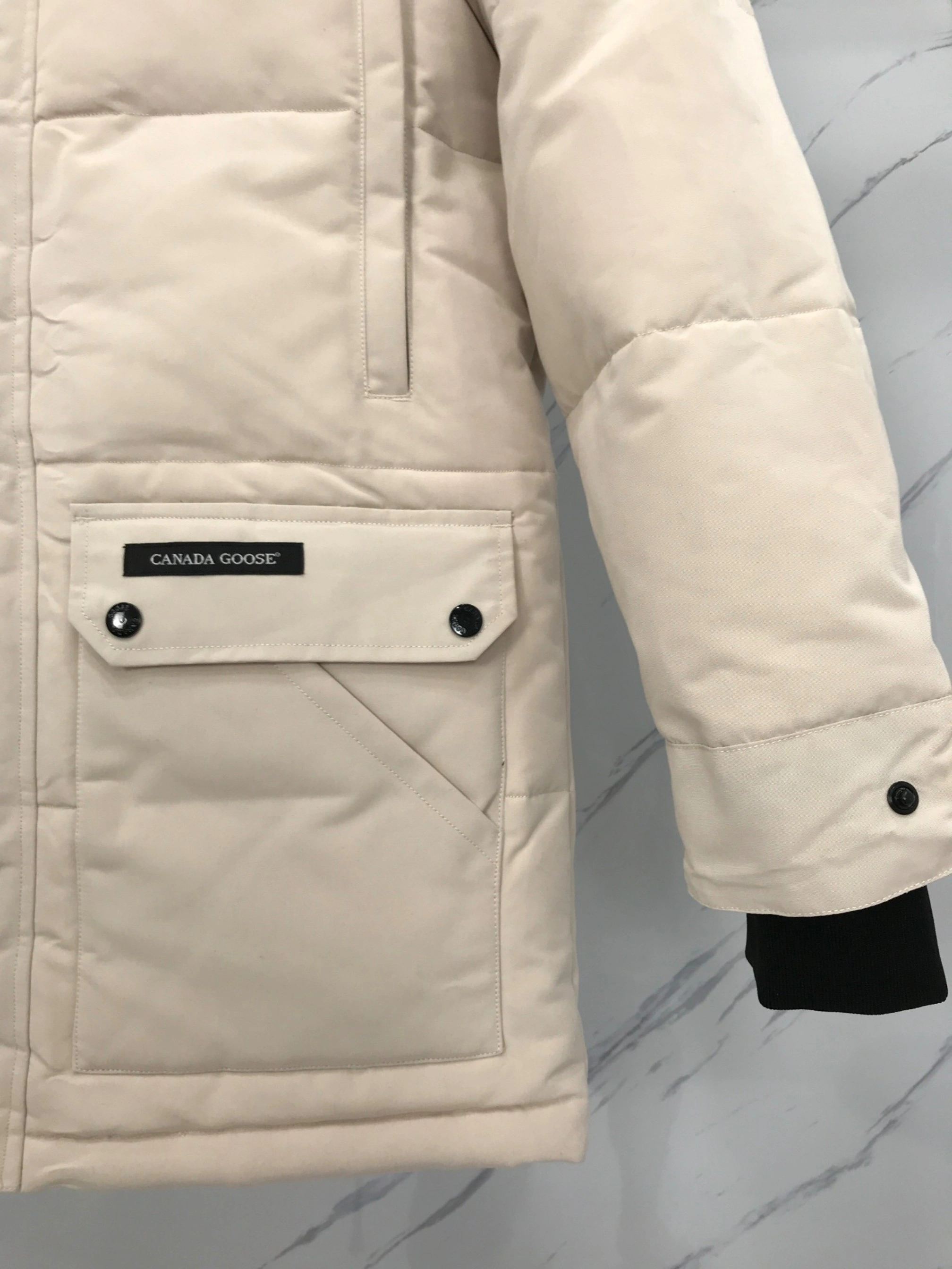 Canada Goose Down Jackets Original 106445