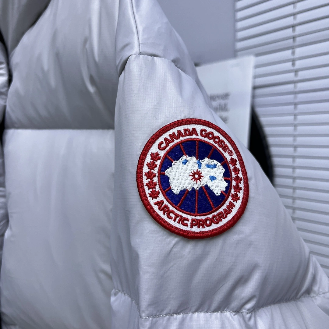 Upgraded Canada Goose Down Jackets 106435