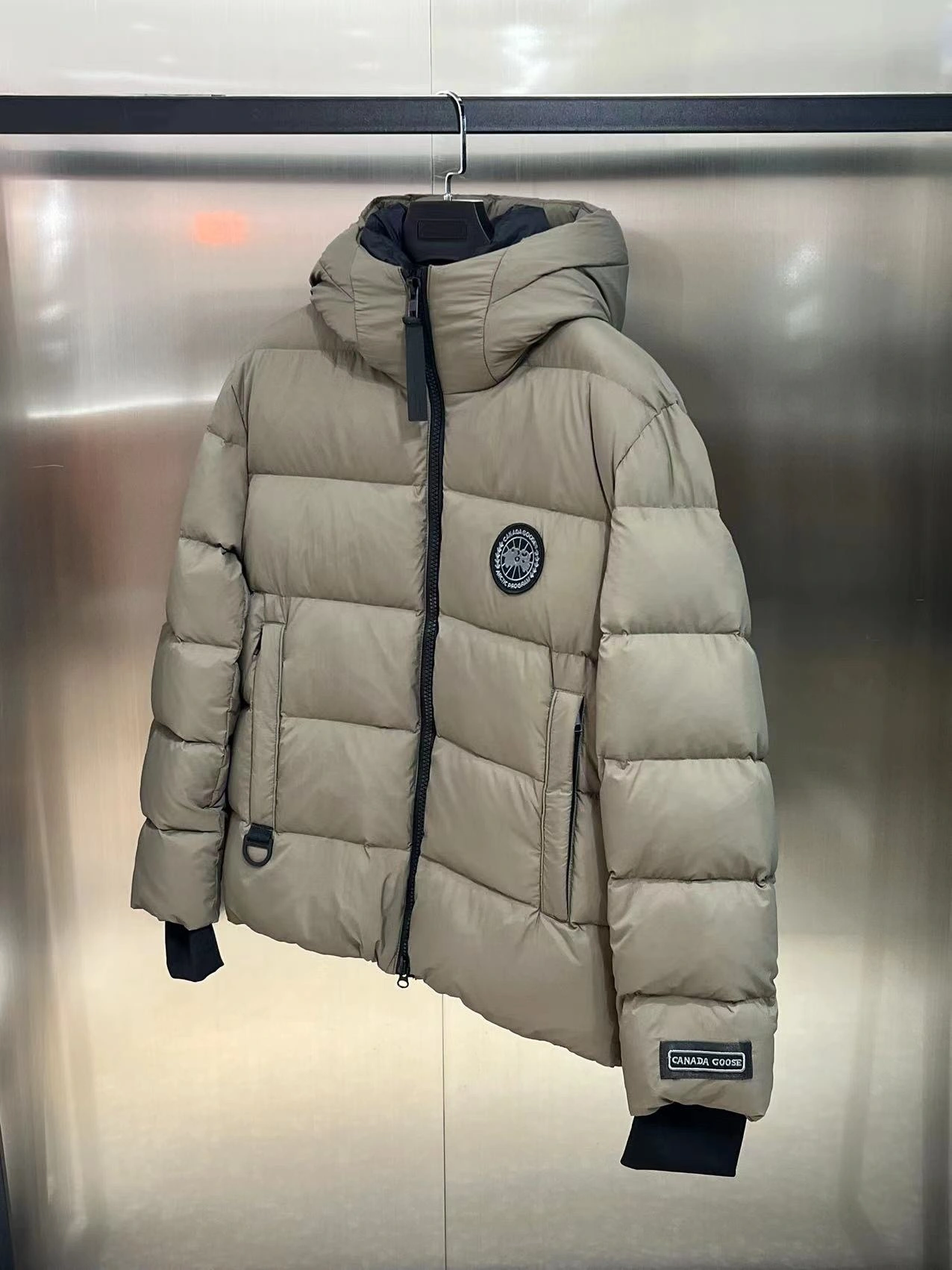 Canada Goose Down Jackets Modern 106467