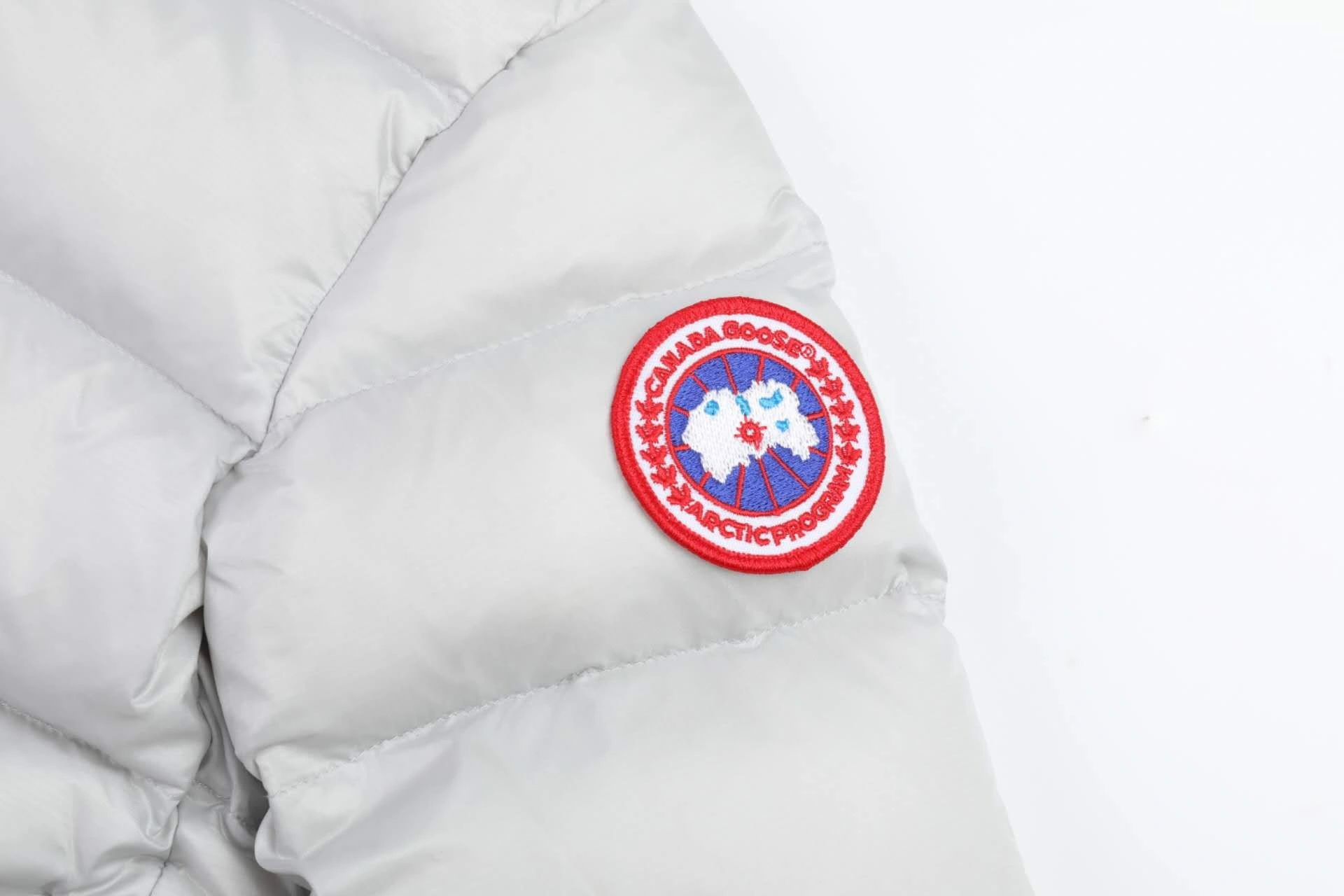 Neat Canada Goose Down Jackets 106415