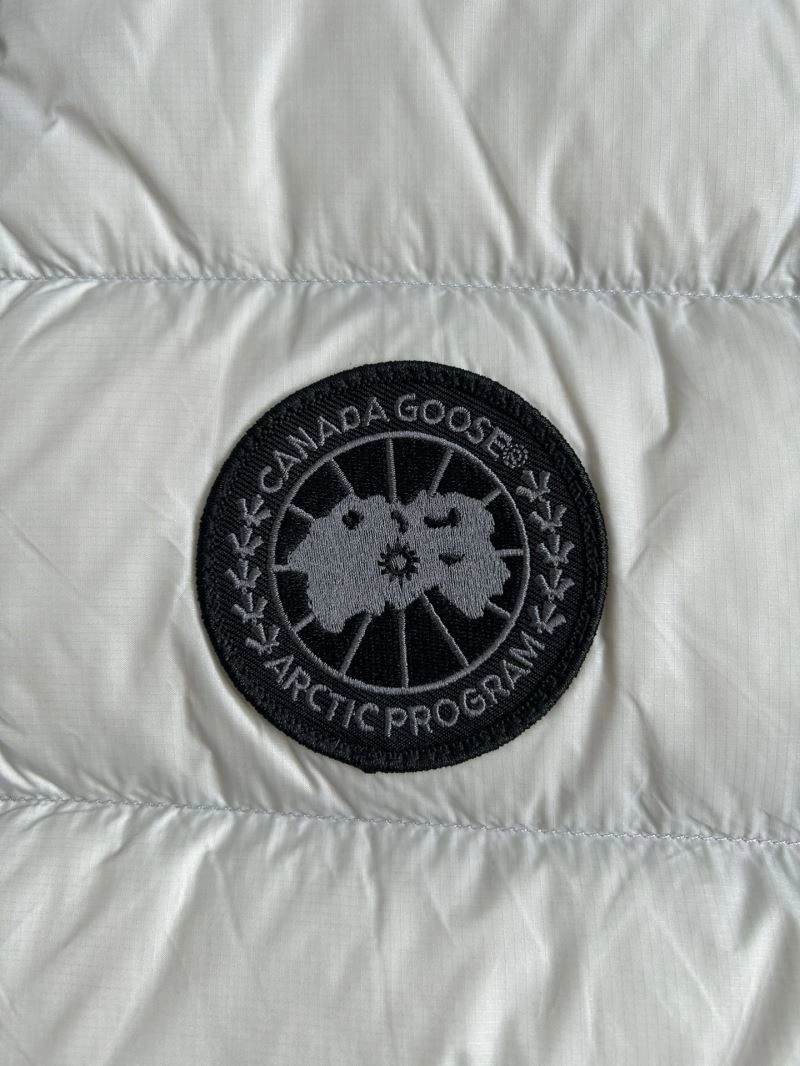 Canada Goose Down Jackets Classic 106419