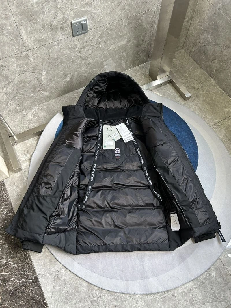 SunProtective Canada Goose Down Jackets 106331