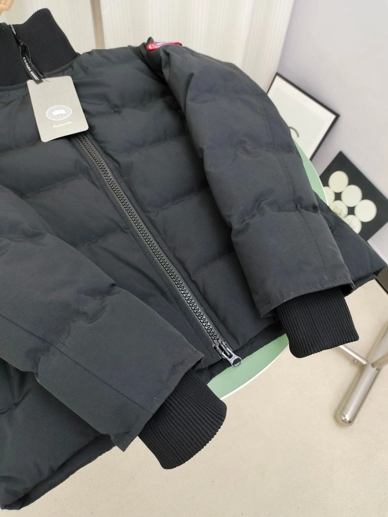 Canada Goose Down Jackets ZipUp 106320