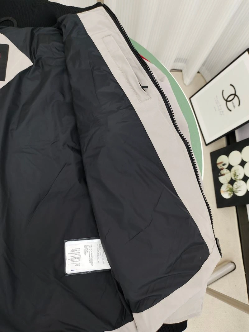 Breathable Canada Goose Down Jackets 106318