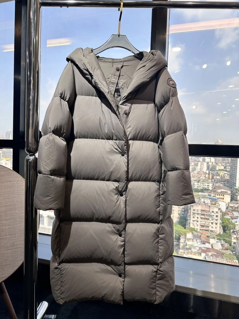 Canada Goose Down Jackets Sporty 106311