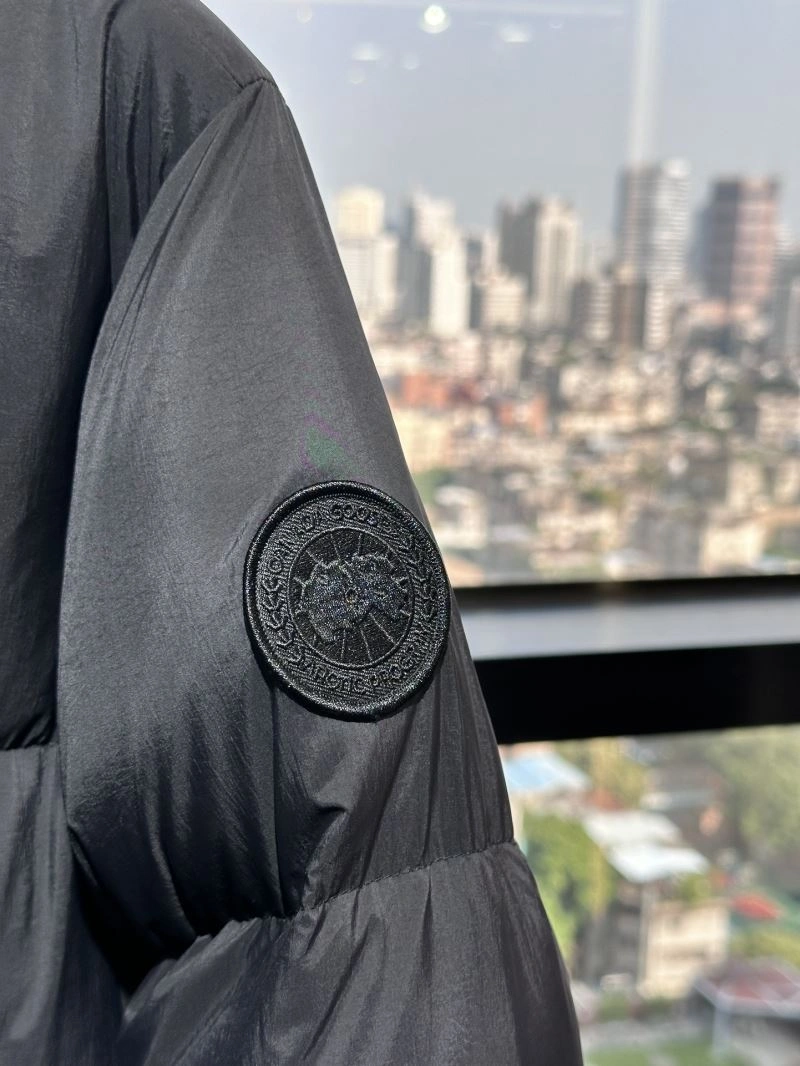 Canada Goose Down Jackets Breathable 106313