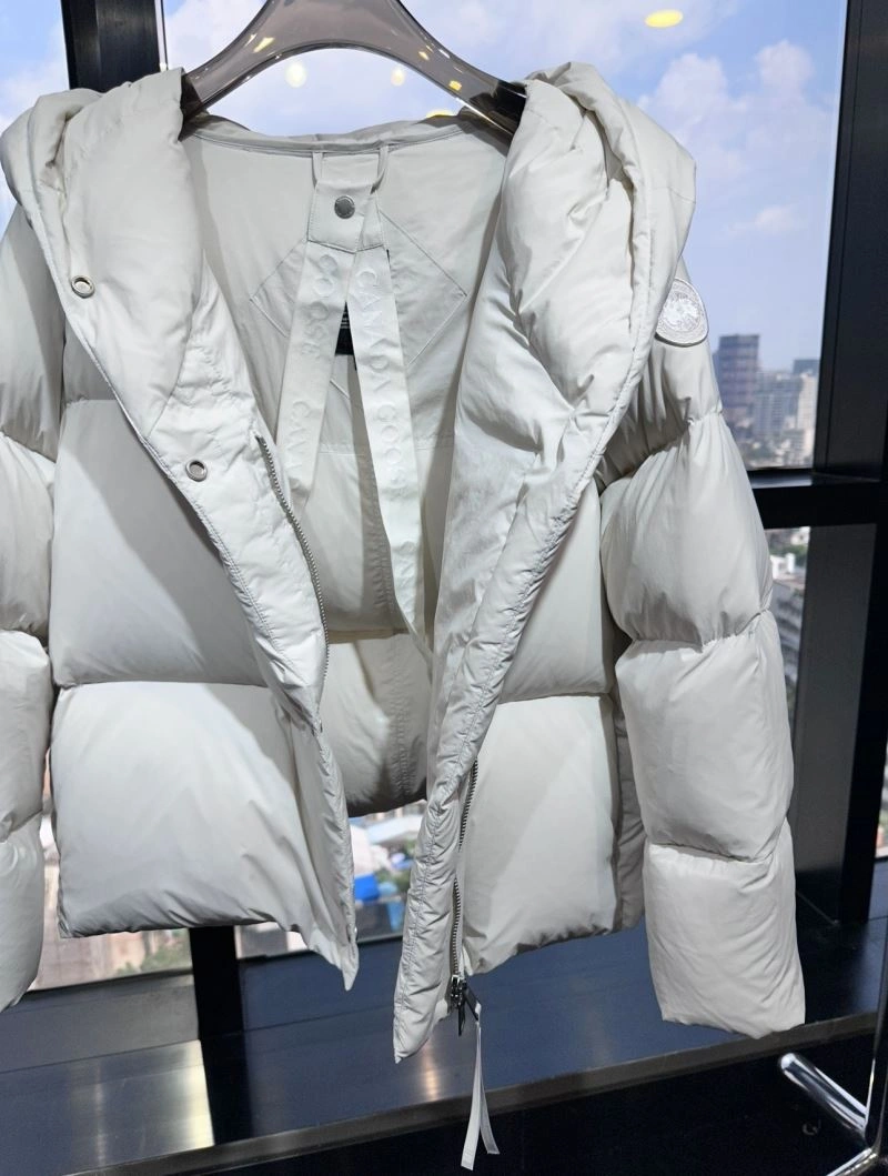 Bright Canada Goose Down Jackets 106372