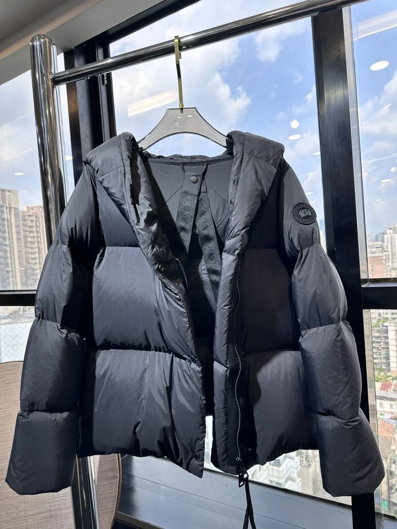Canada Goose Down Jackets Durable 106310