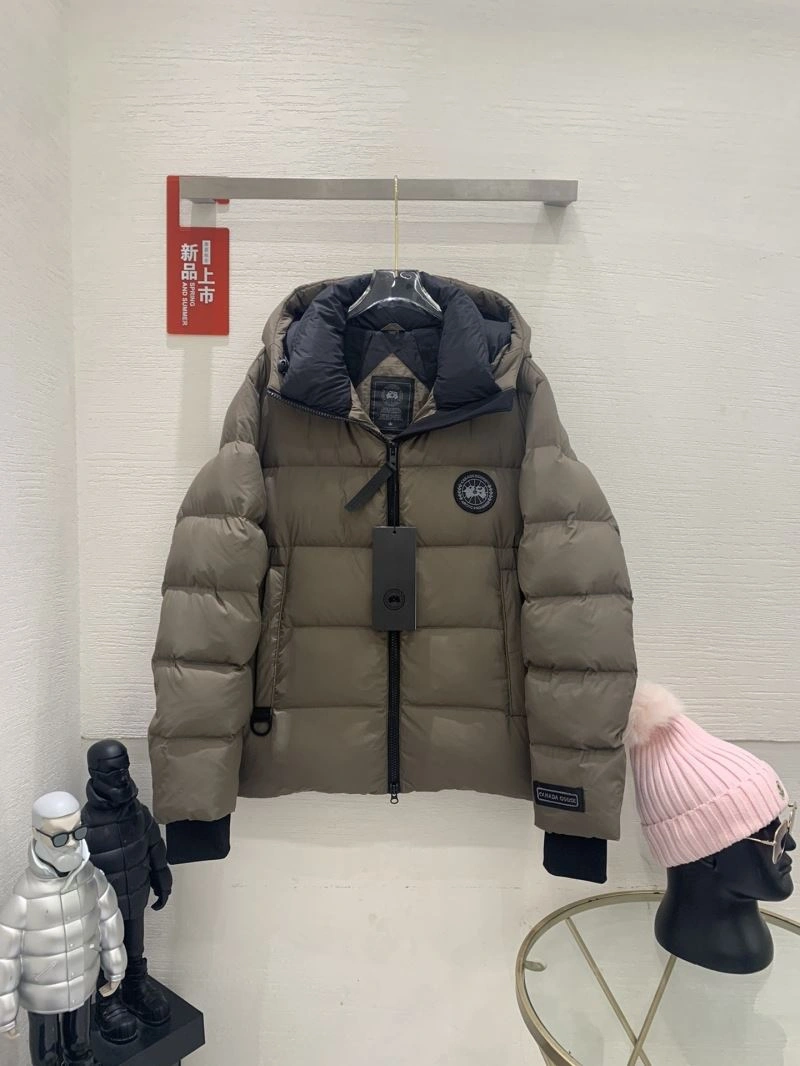 Canada Goose Down Jackets Functional 106334