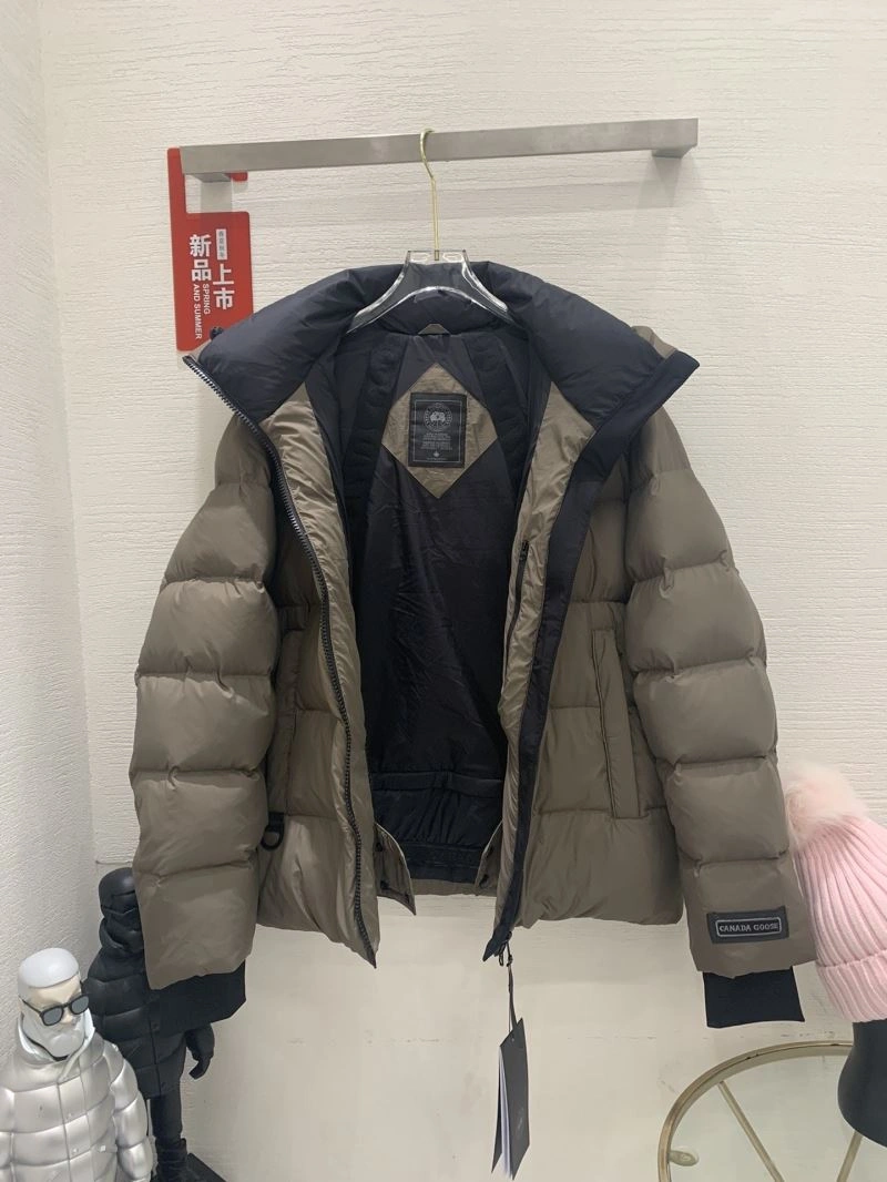 Canada Goose Down Jackets Functional 106334