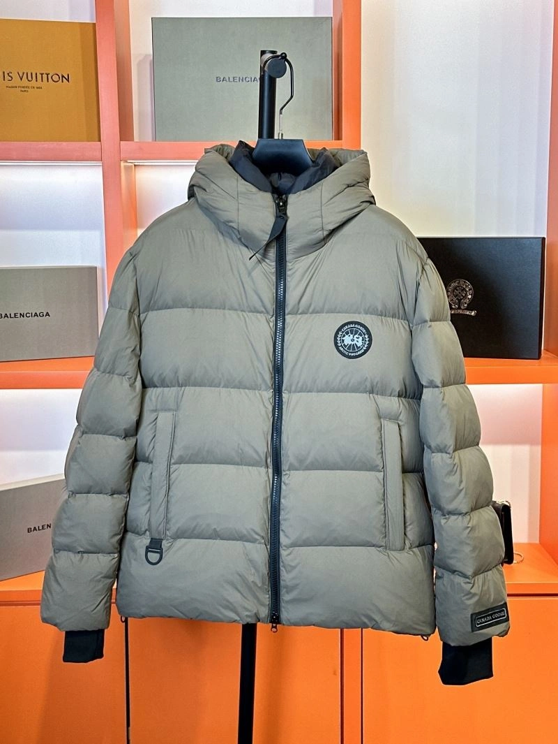 Canada Goose Down Jackets Versatile 106340
