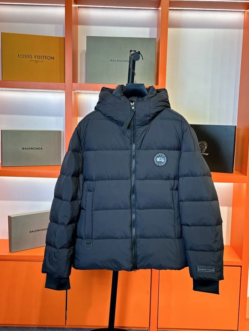 Canada Goose Down Jackets Versatile 106340
