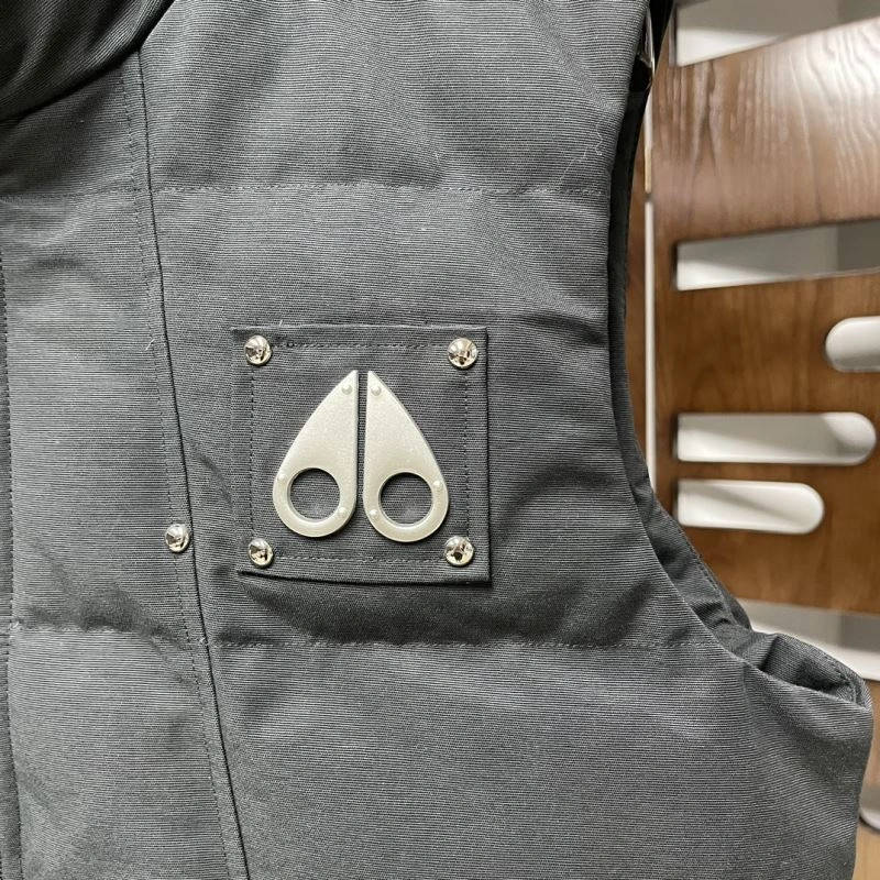 Canada Goose Down Jackets Tailored 106260