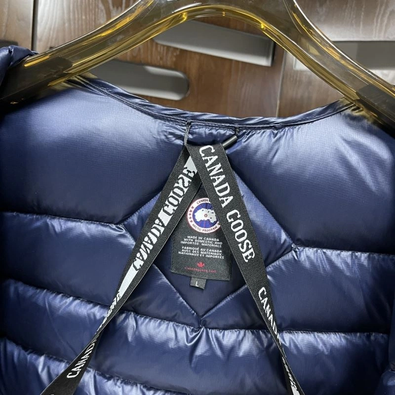Canada Goose Down Jackets Stretchable 106250