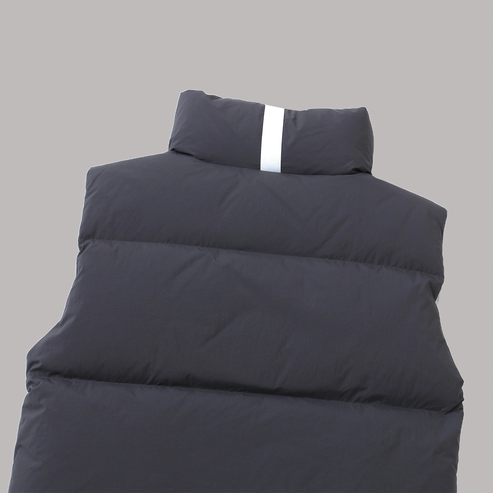 Canada Goose Down Jackets Sporty 106369