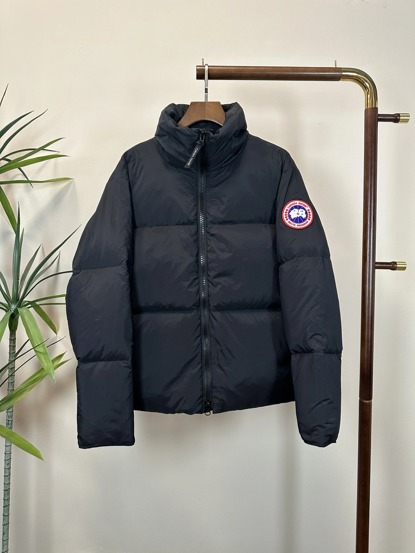 Comfortable Canada Goose Down Jackets 106365